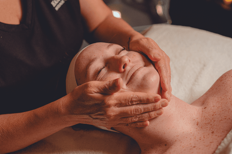 Service-Facials-Clarifying Facial-Mobile