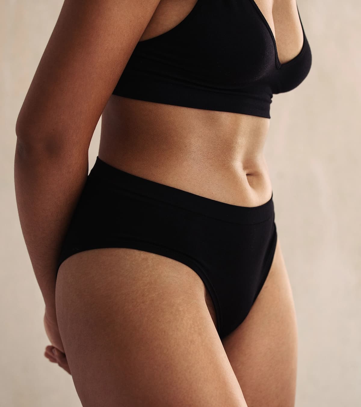 Service Detail Page-Hero-Hair Removal Bikini