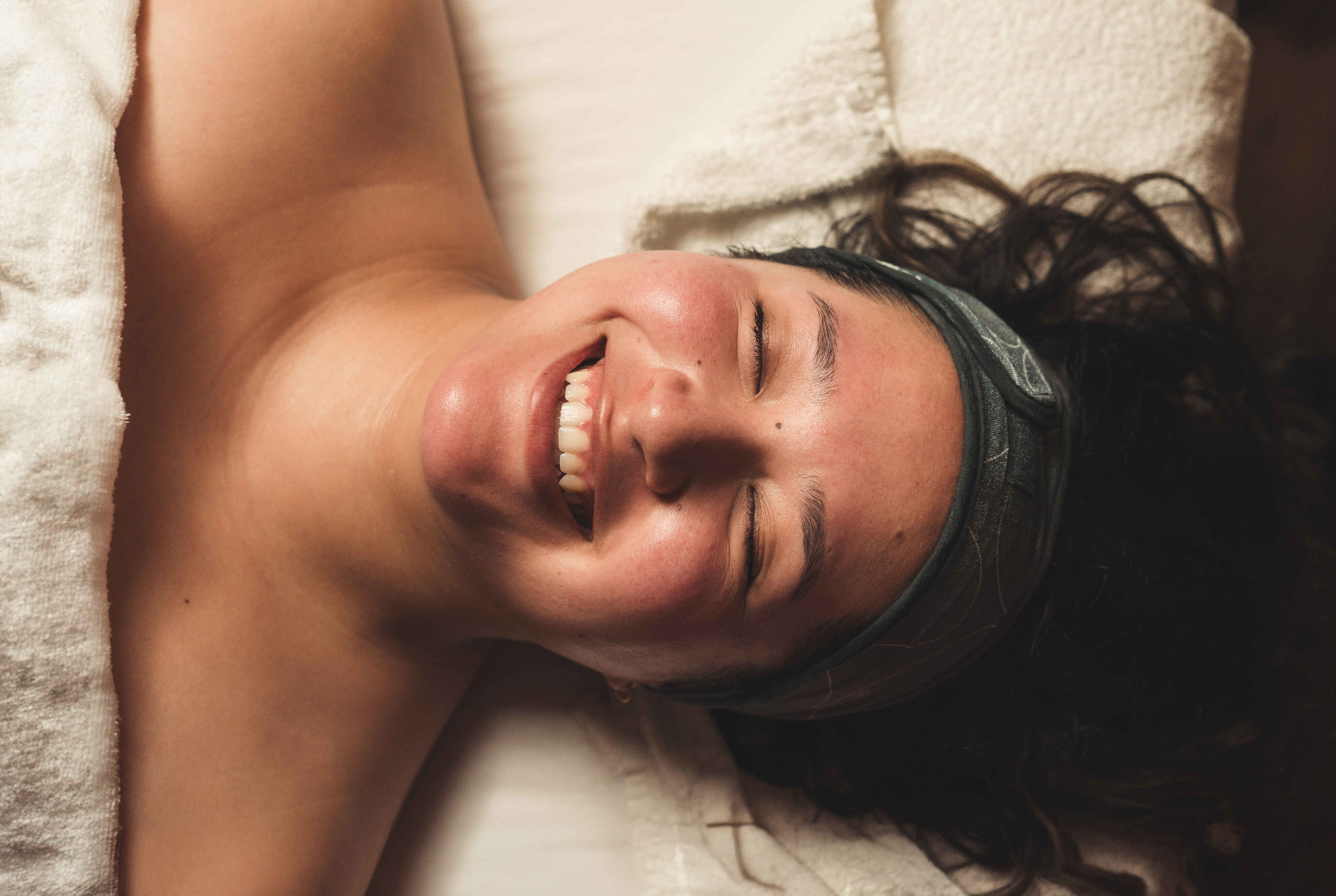 Service Detail Page-Who Benefits-Hydrating Facial