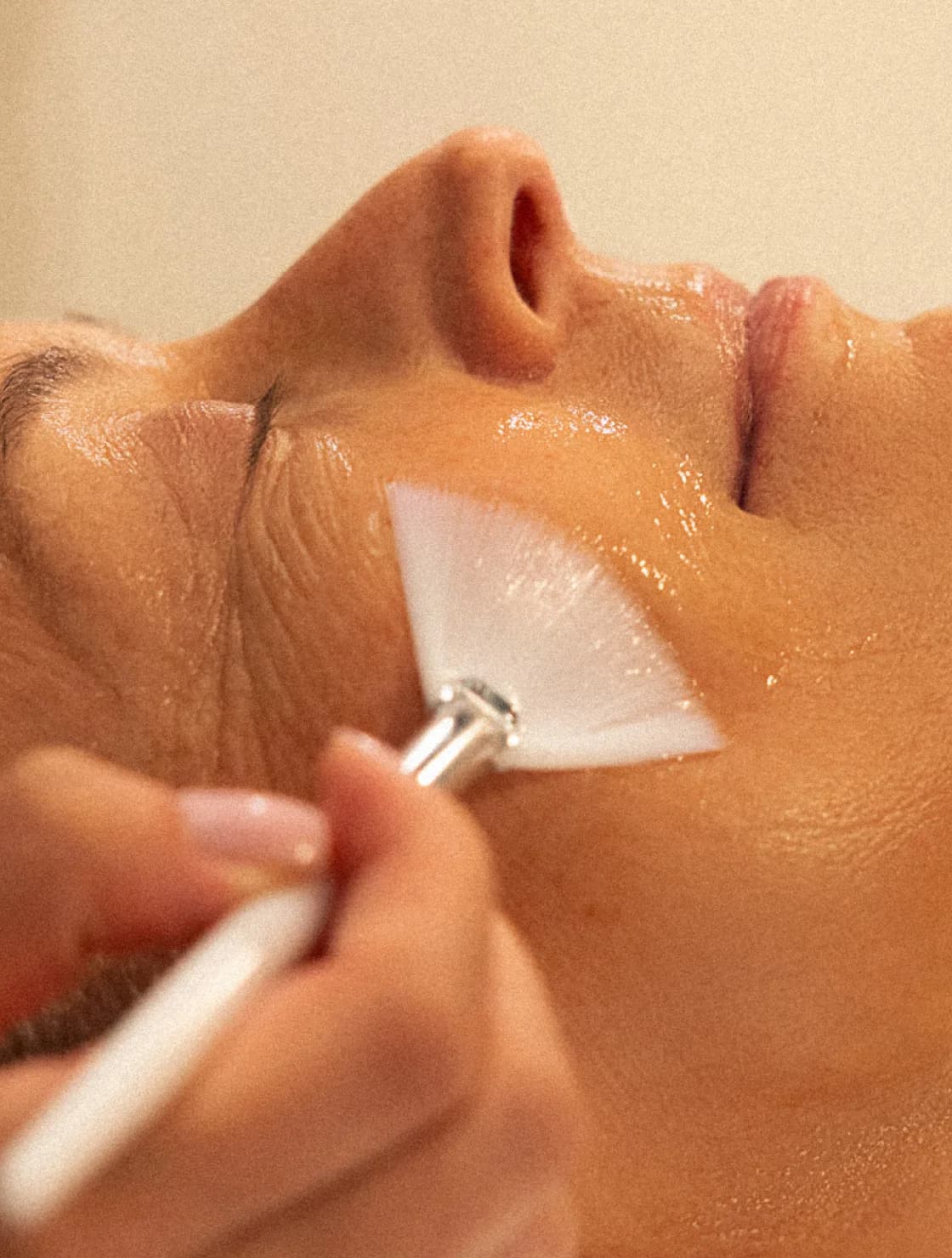 Service Detail Page-Who Benefits-Soothing Facial