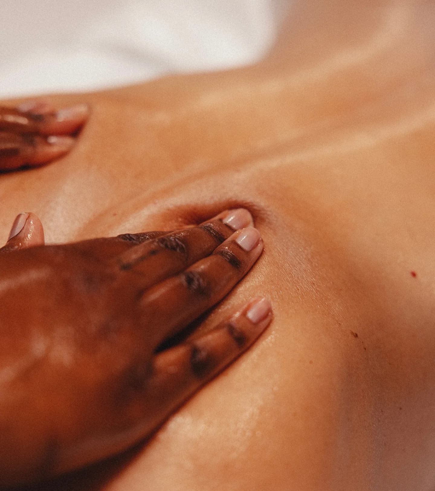 Service Detail Page-Hero-Classic Massage