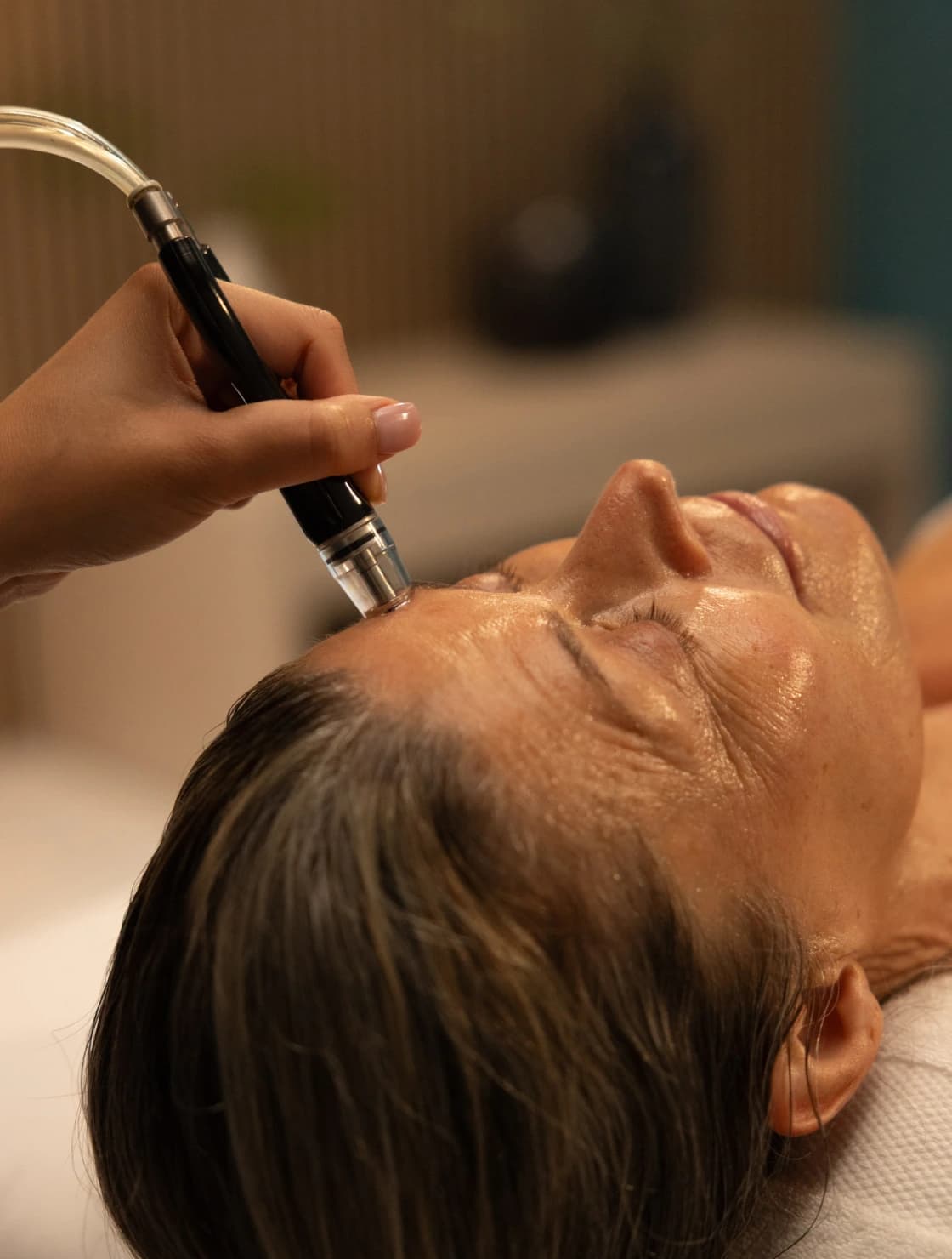 Service Detail Page-What's Included-DiamondGlow Facial