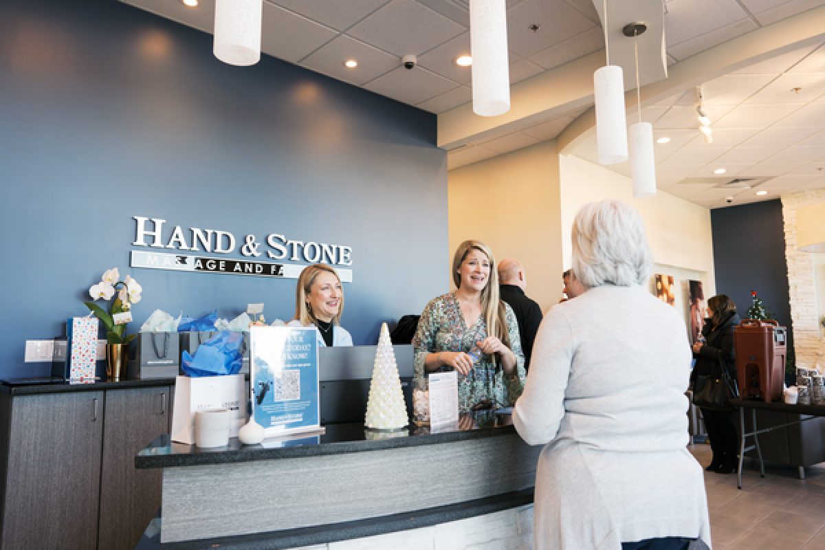 wellness franchise cost