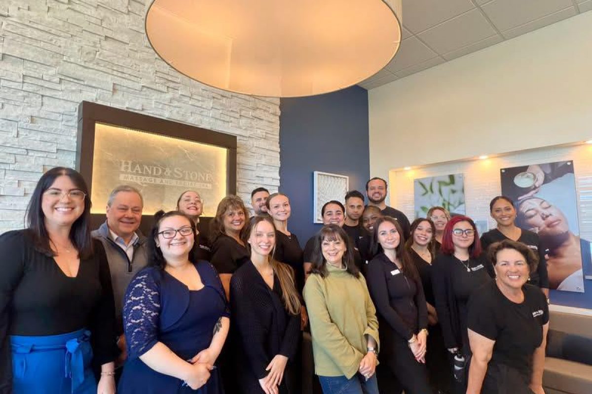 Hand & Stone Cape Coral staff